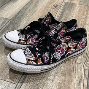 Day of the dead Converse